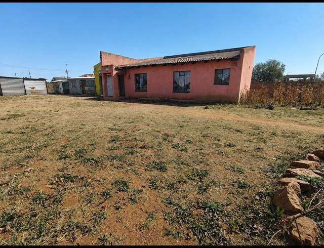 2 BEDROOM HOUSE FOR SALE IN MEYERTON PARK